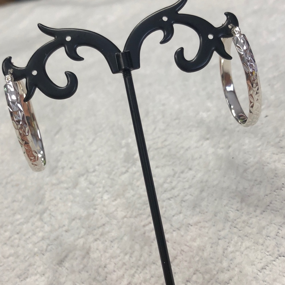 ALWAND VAHAN EUC Textured Sterling Silver Hoop Earrings